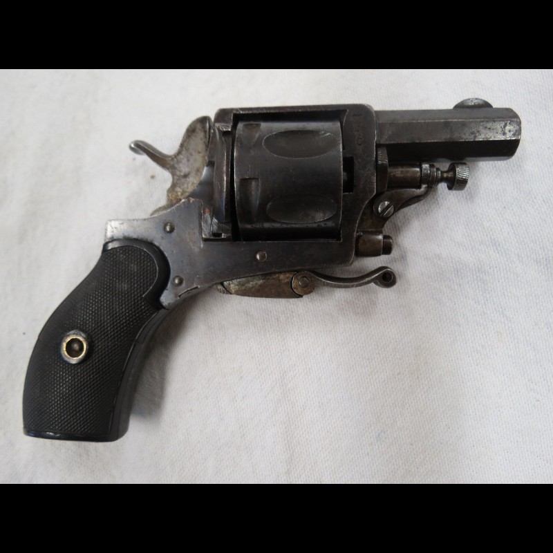 Revolver calibre 320 Bulldog catégorie D2