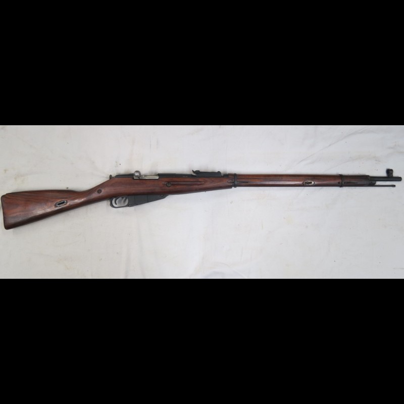 Fusil Russe Mosin Nagant 91/30 calibre 7.62 daté 1942