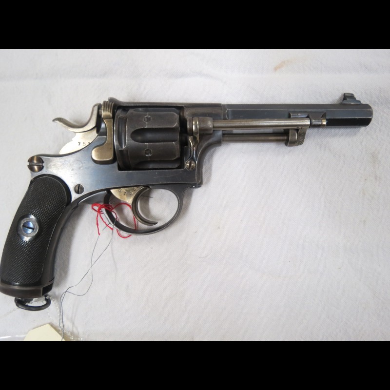 Revolver Suisse modèle 1882 calibre 7.5 ou 32 SW Long  catégorie D