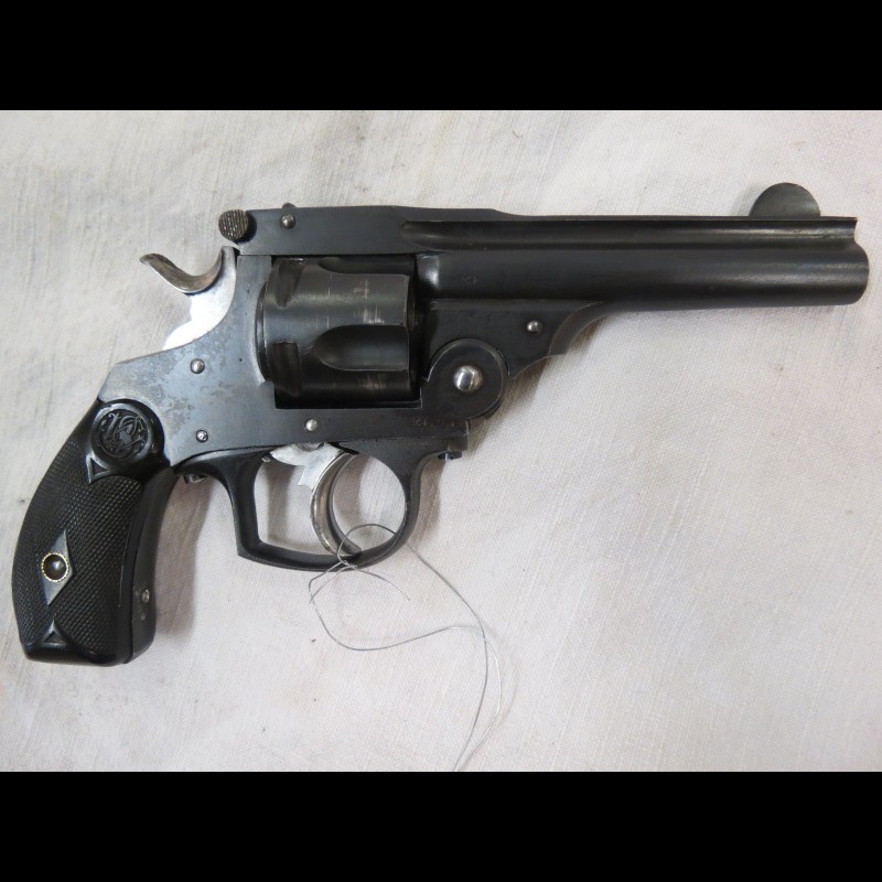 Revolver Smith et Wesson Belge calibre 320 poudre noire cat. D