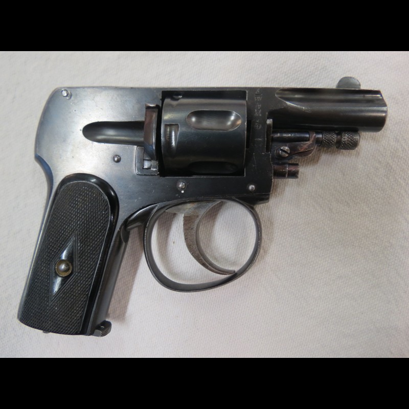 Revolver NEUF Velodog calibre 6.35 mm à poudre noire catégorie D