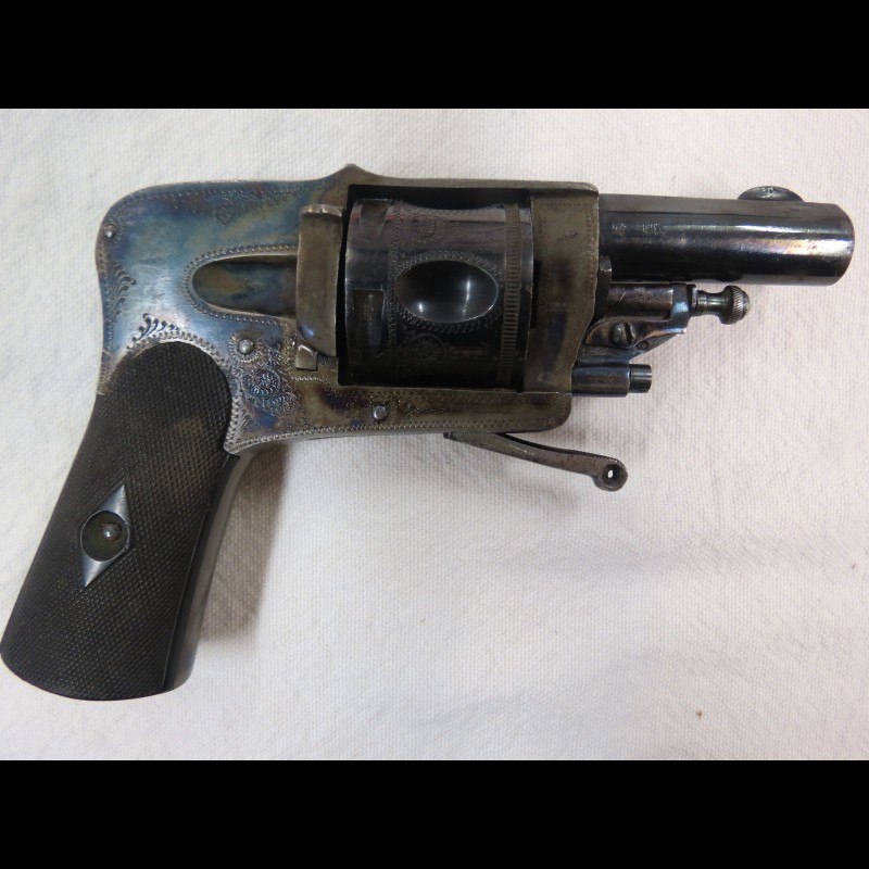 Revolver NEUF Velodog calibre 7.65 mm à poudre noire catégorie D
